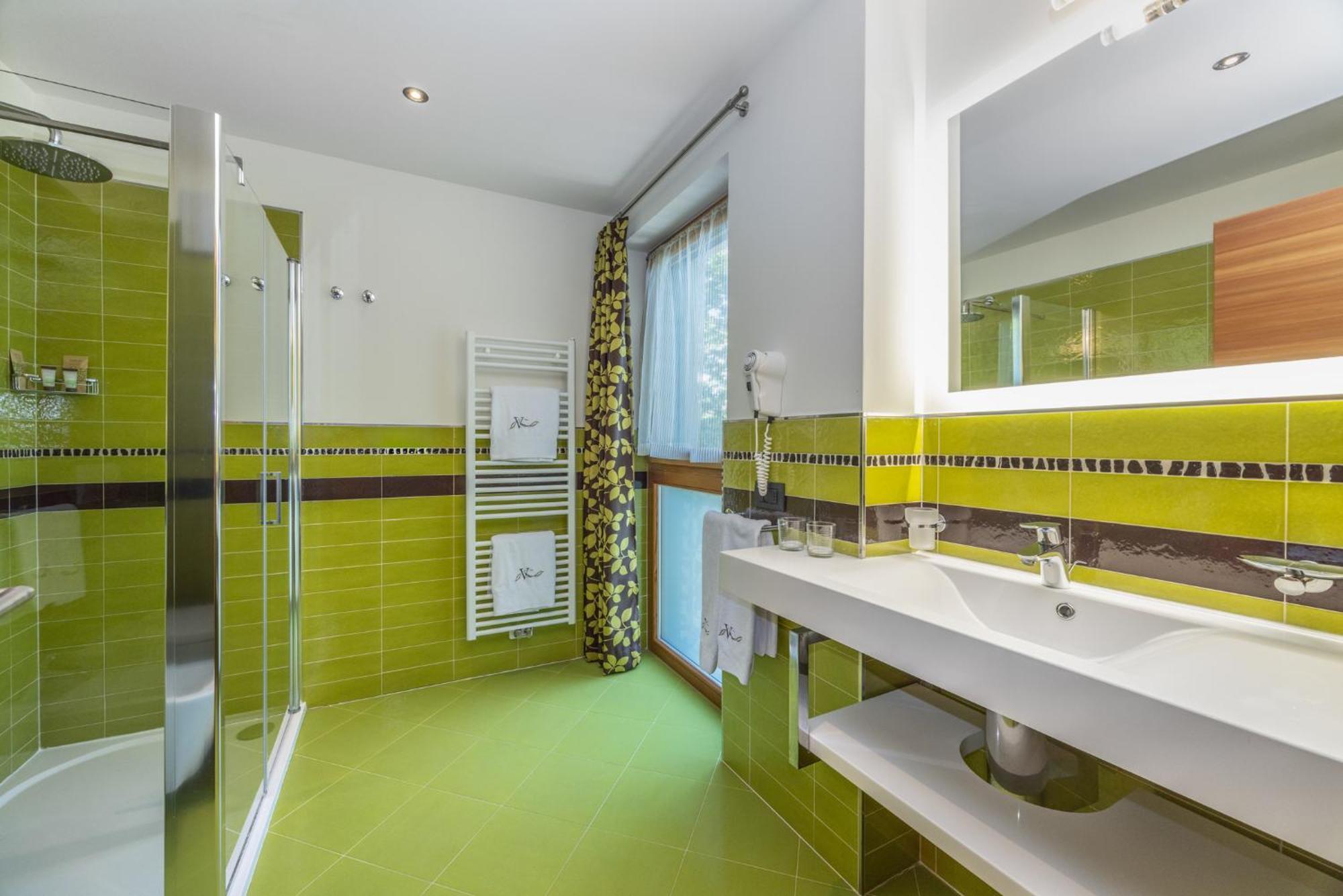 Viridis Hotel Revò Habitación foto